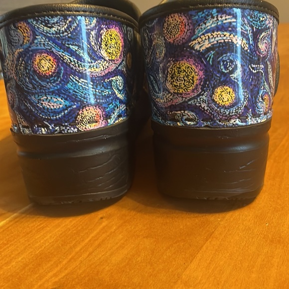 BJORK SWEDEN Clogs 41 EU ~ Like New Starry Night Van Gogh - Picture 9 of 11